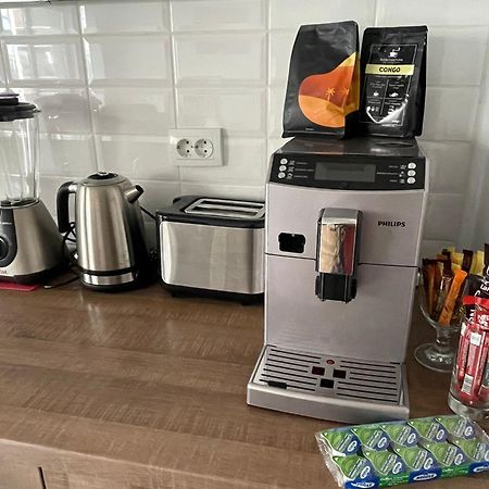 Cozy Apartment With Free Parking Cluj-Napoca Esterno foto