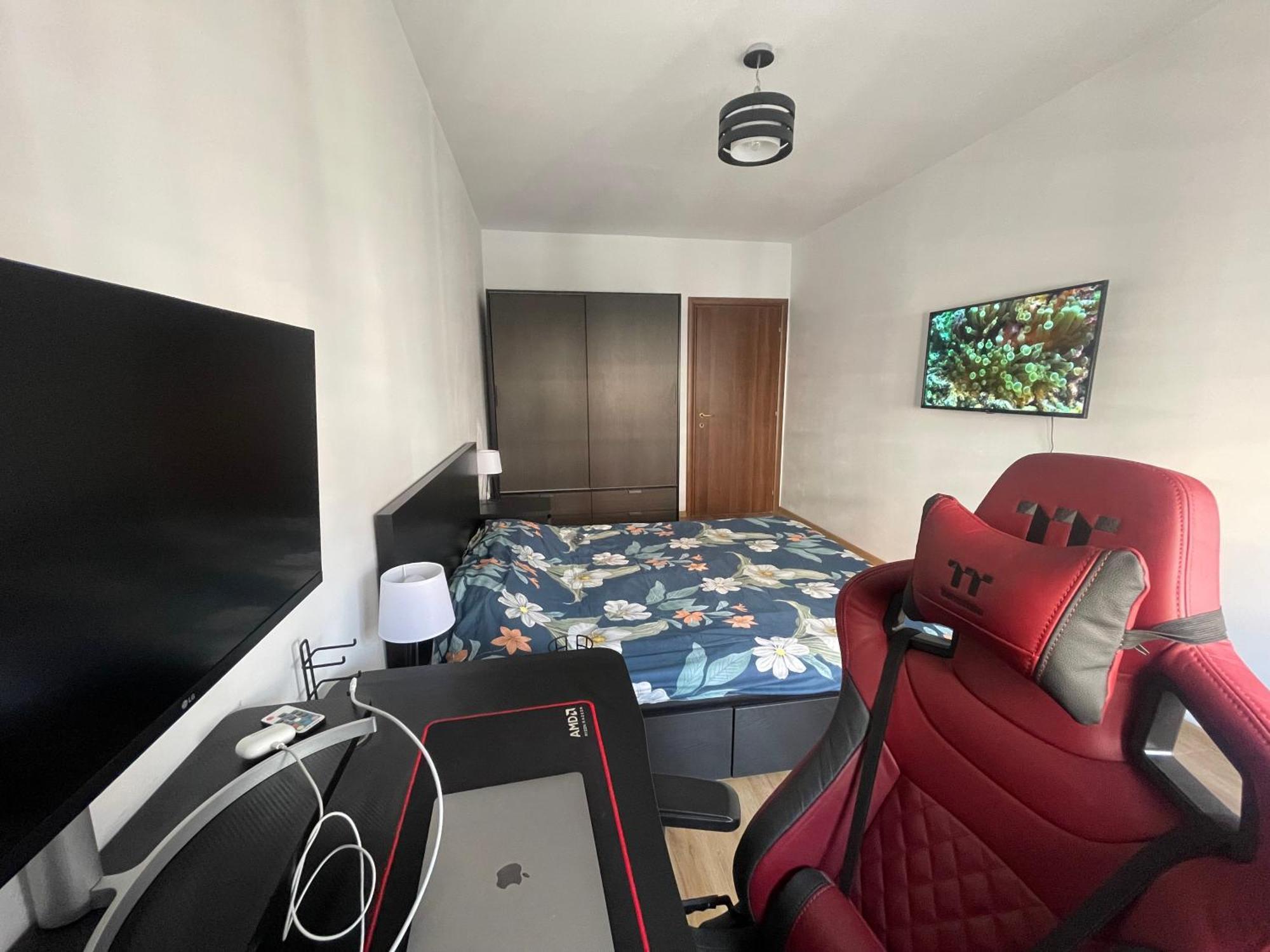 Cozy Apartment With Free Parking Cluj-Napoca Esterno foto